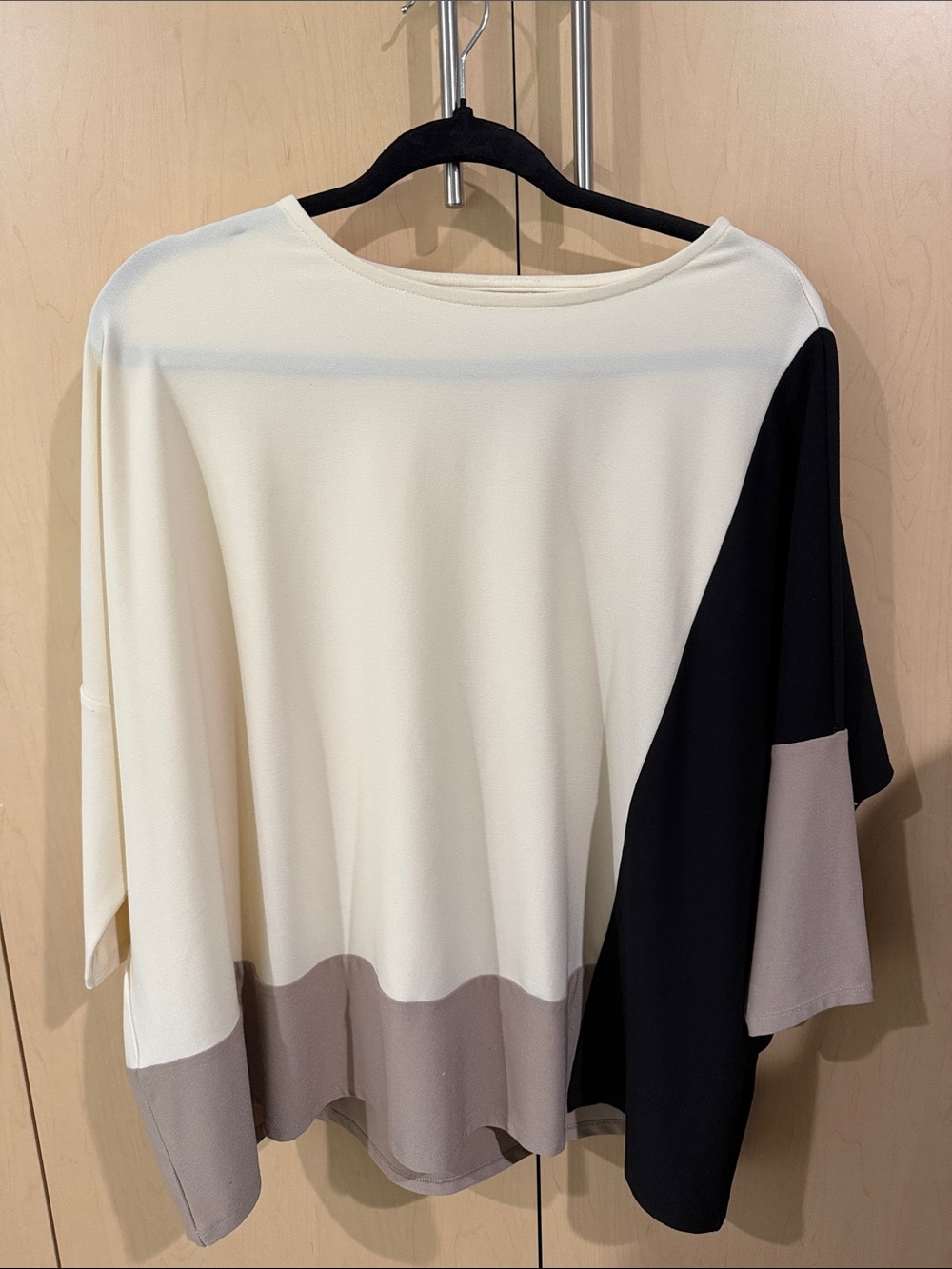 Women’s Colorblock Boatneck Tunic in Cream, Black & Taupe